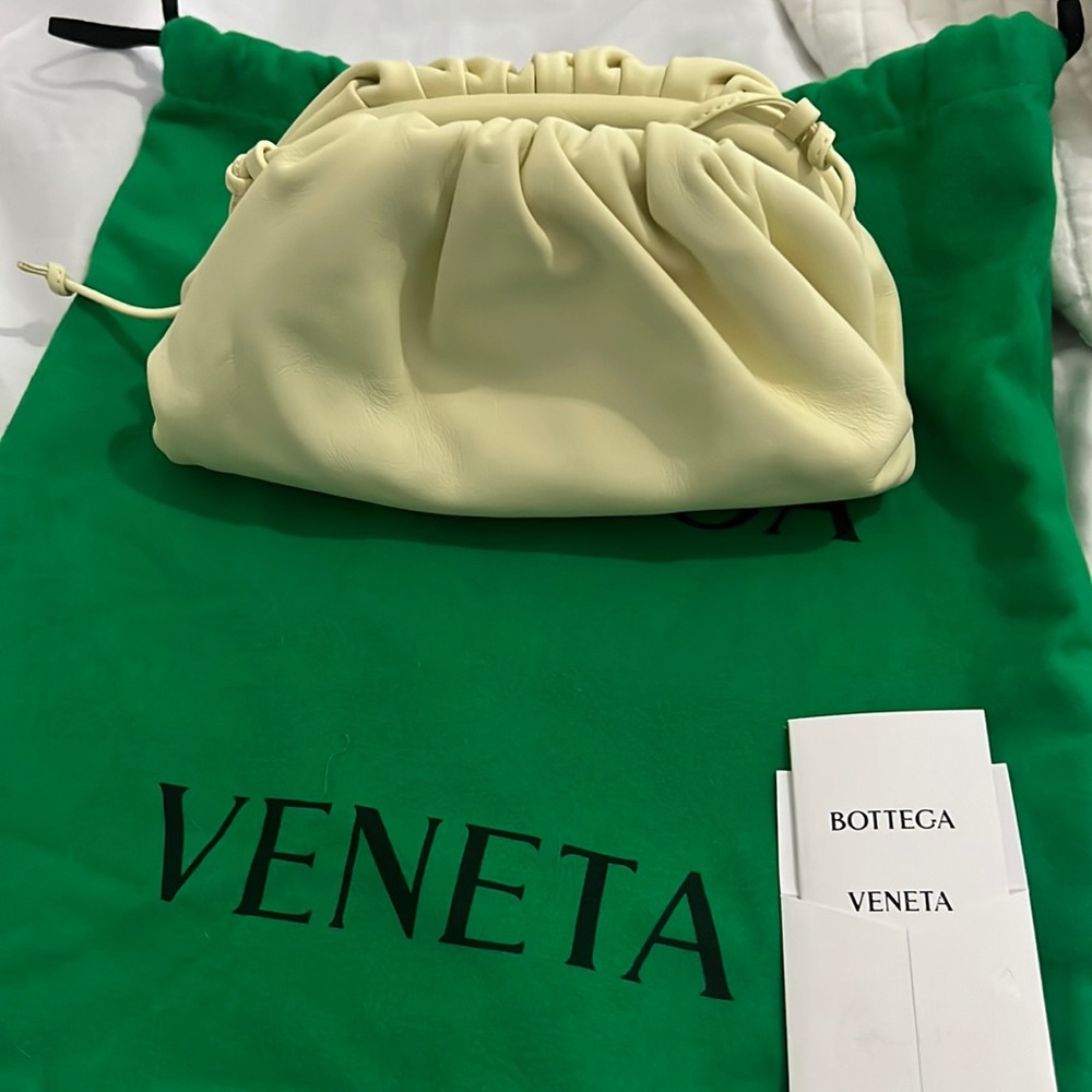 Bottega Veneta Cream Leather Gathered Pouch Bag